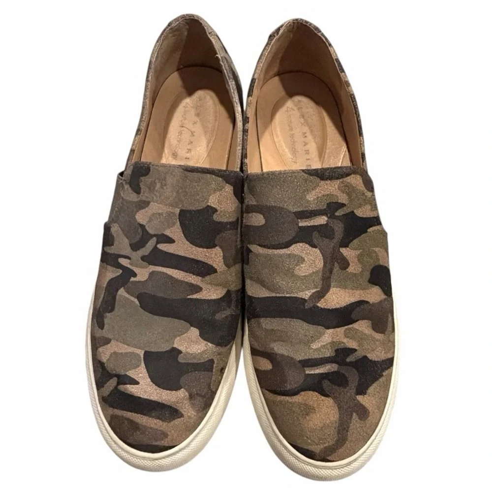 Alex Marie Women’s Camo Slip‎ On Sneakers Platform Shoes Size 8
